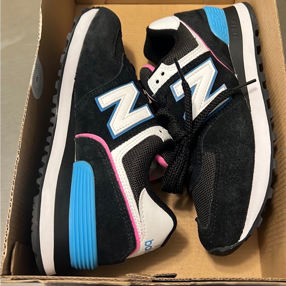 NWT New balance 574